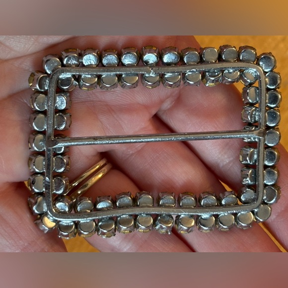 Fantastic Rhinestone Shoe Buckles - Picture 3 of 5